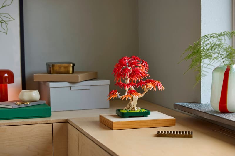 LEGO Japanese Red Maple Bonsai Tree Botanical Collection