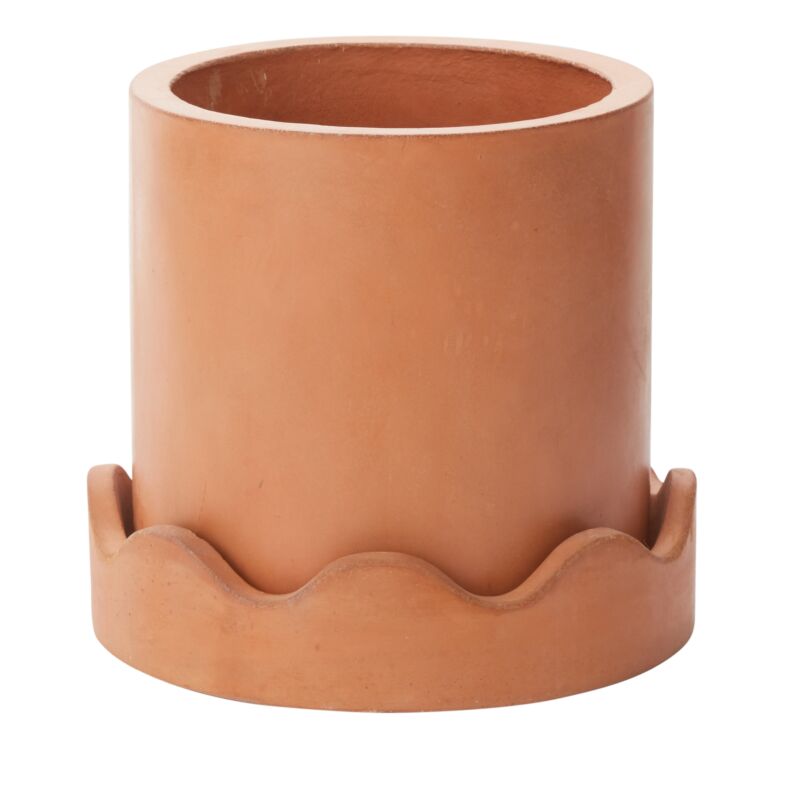 Concrete Pot with Wavy Saucer